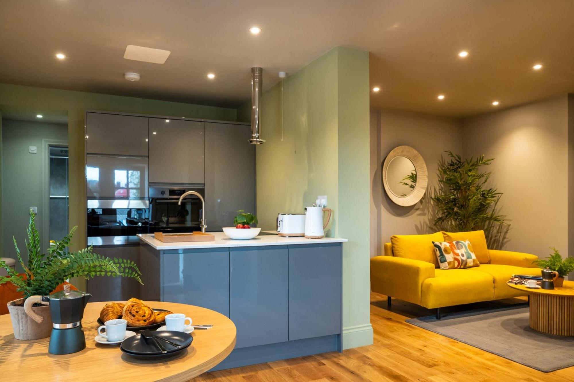 Commandery Vaults - Luxury Apartment In City Centre With Sky Tv Worcester Exteriér fotografie
