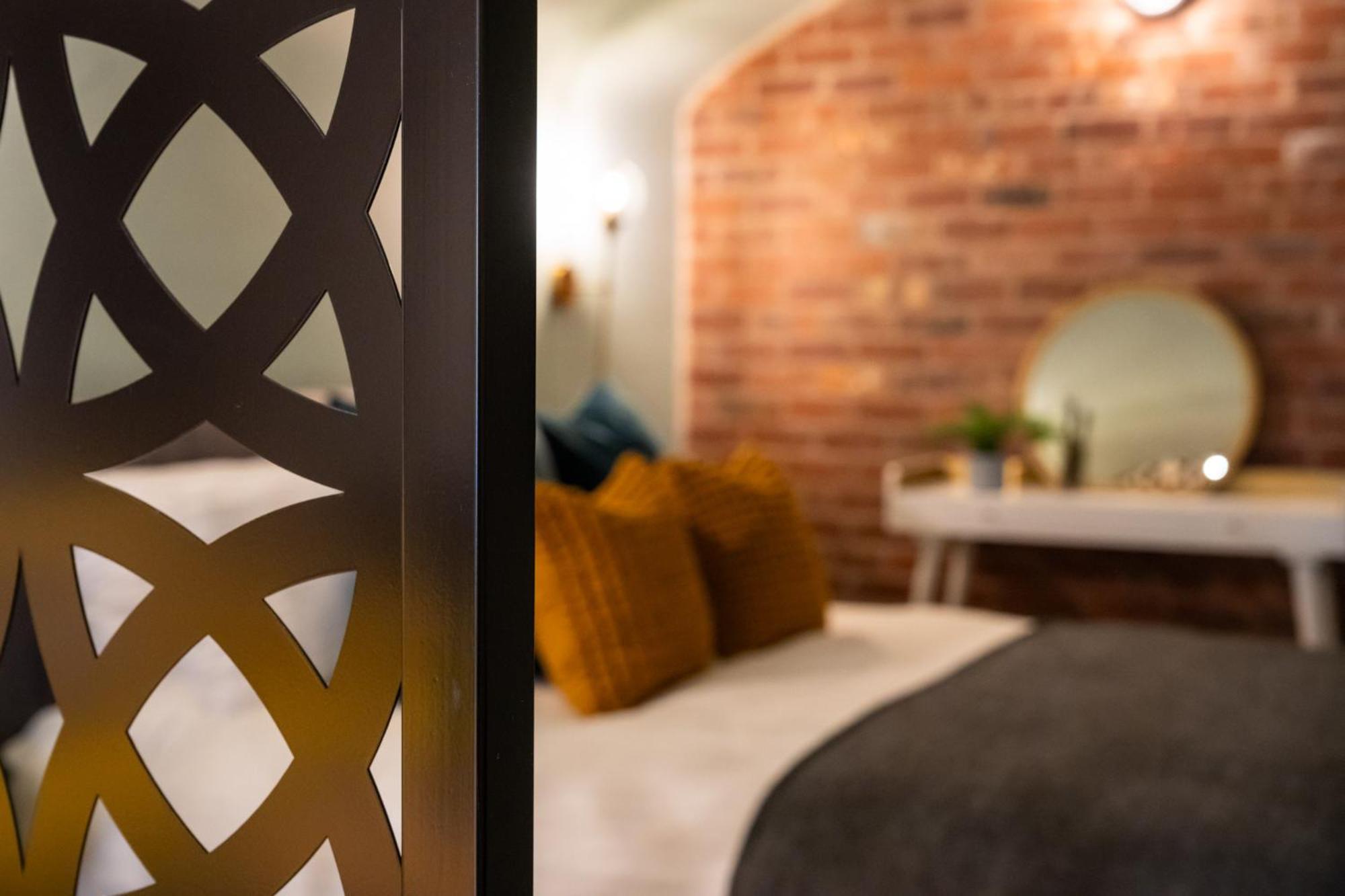 Commandery Vaults - Luxury Apartment In City Centre With Sky Tv Worcester Exteriér fotografie