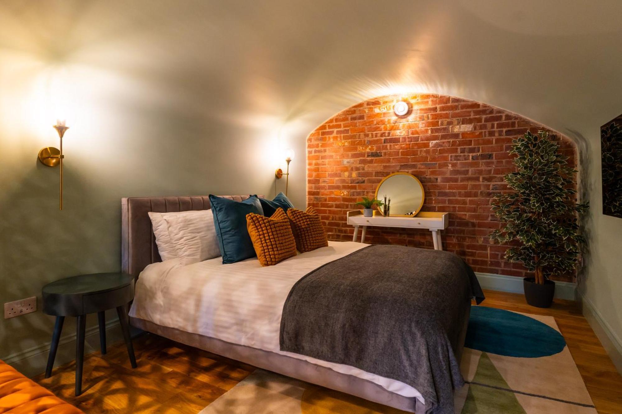 Commandery Vaults - Luxury Apartment In City Centre With Sky Tv Worcester Exteriér fotografie