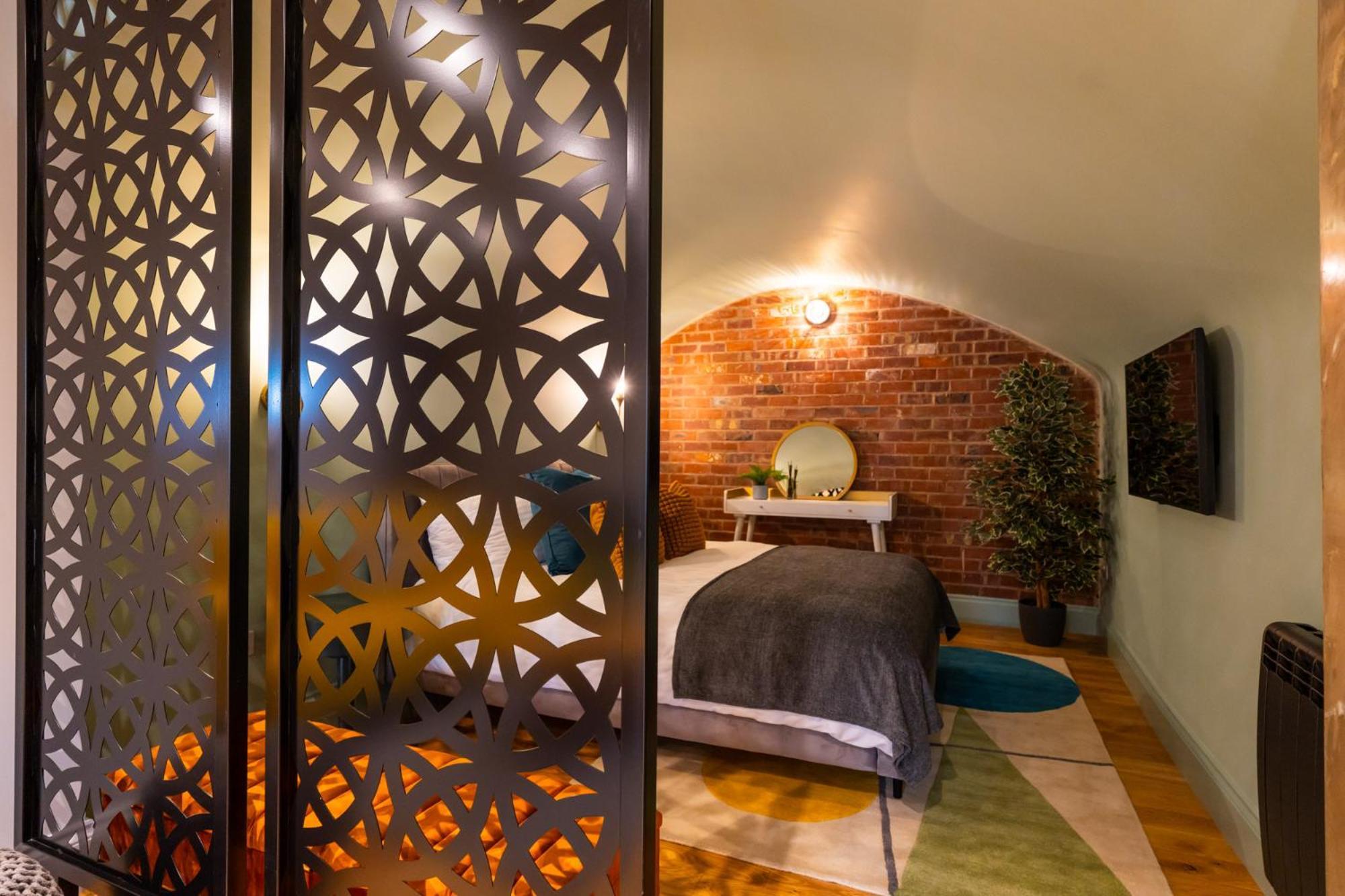 Commandery Vaults - Luxury Apartment In City Centre With Sky Tv Worcester Exteriér fotografie