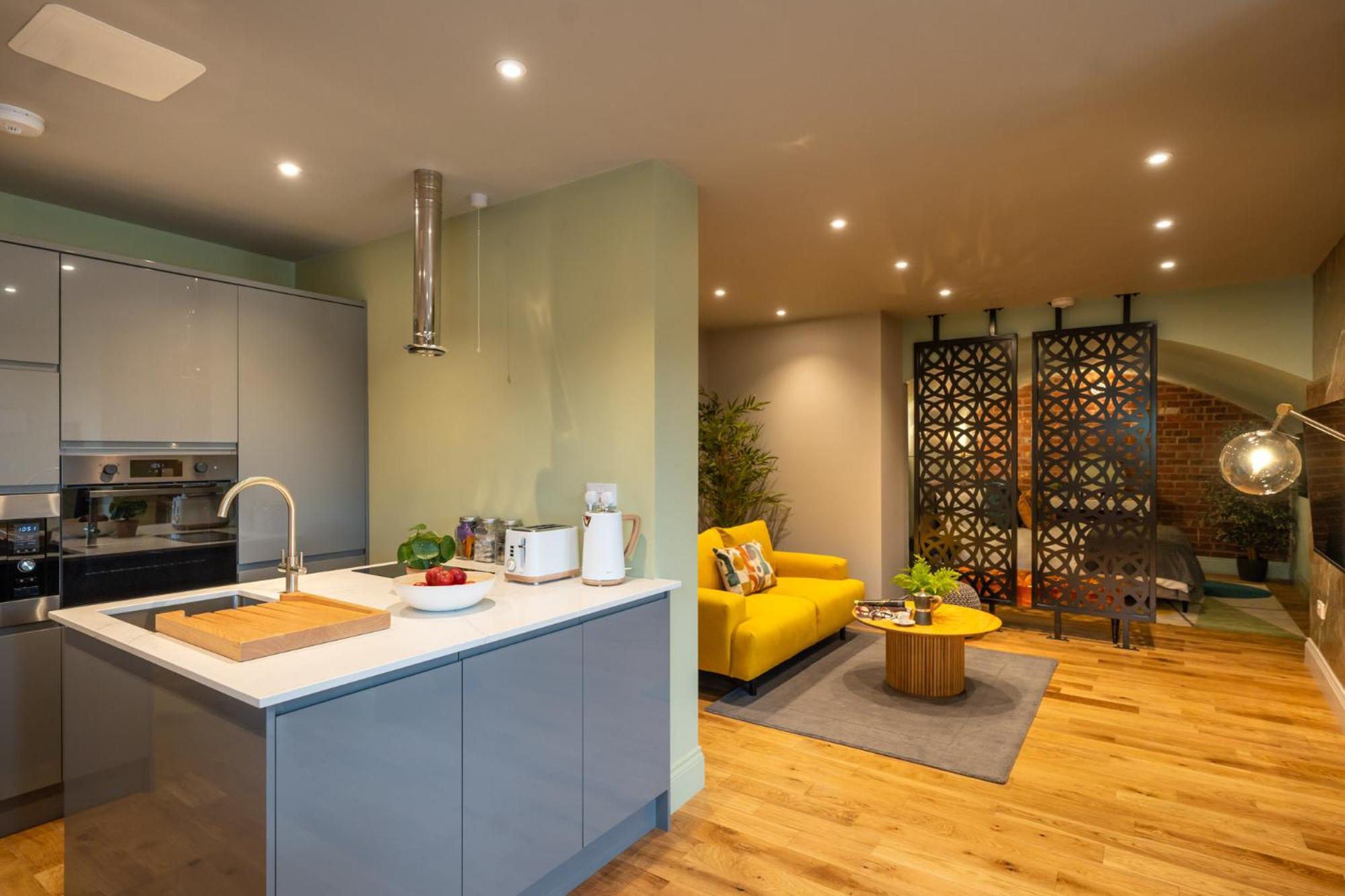 Commandery Vaults - Luxury Apartment In City Centre With Sky Tv Worcester Exteriér fotografie